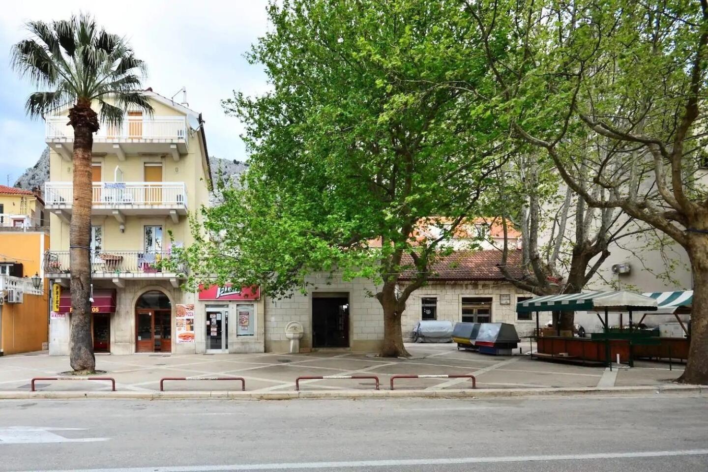 Apartment Toma Omiš Exterior foto